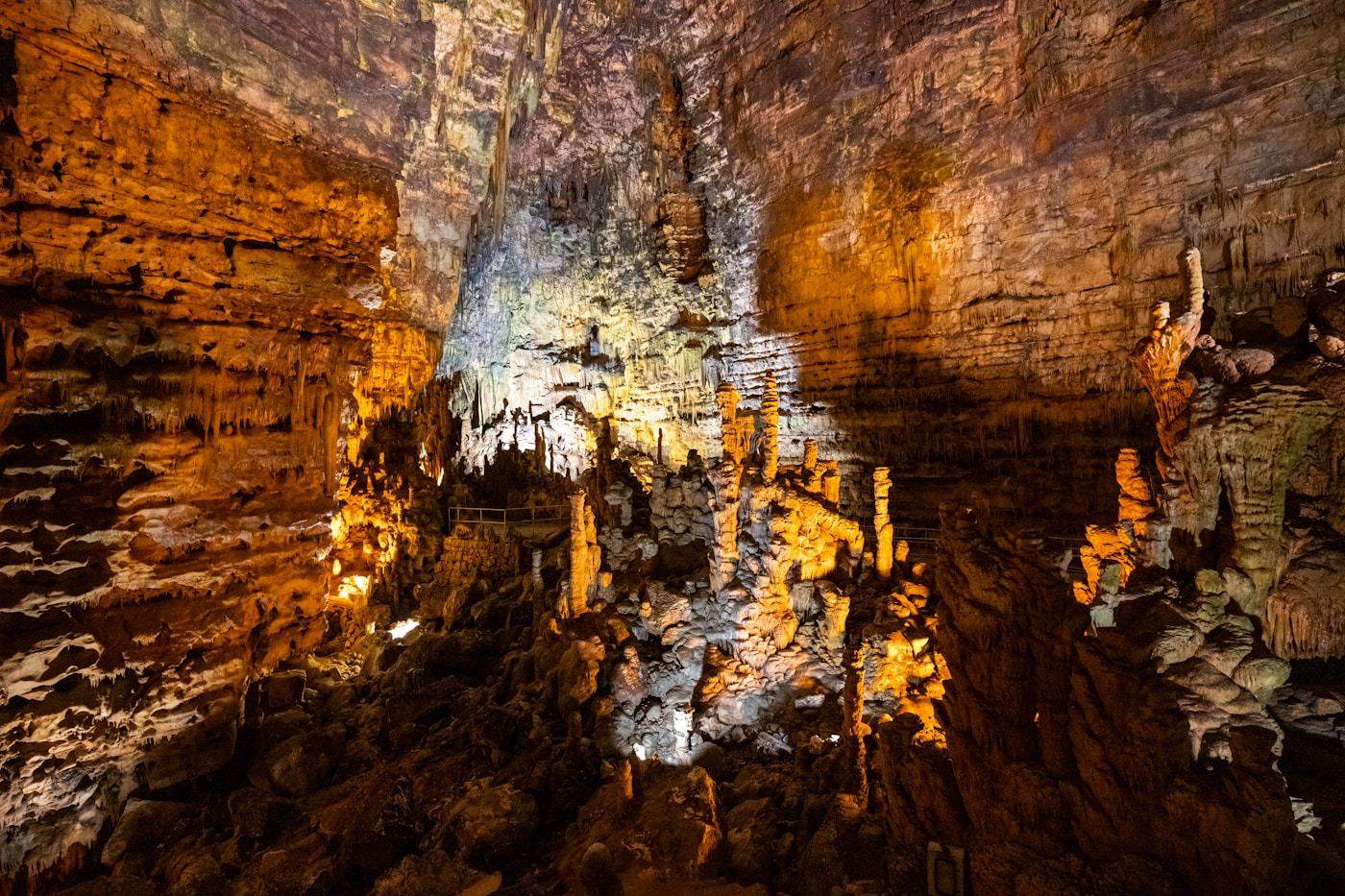 Grotte di Castellana, Castellana Grotte