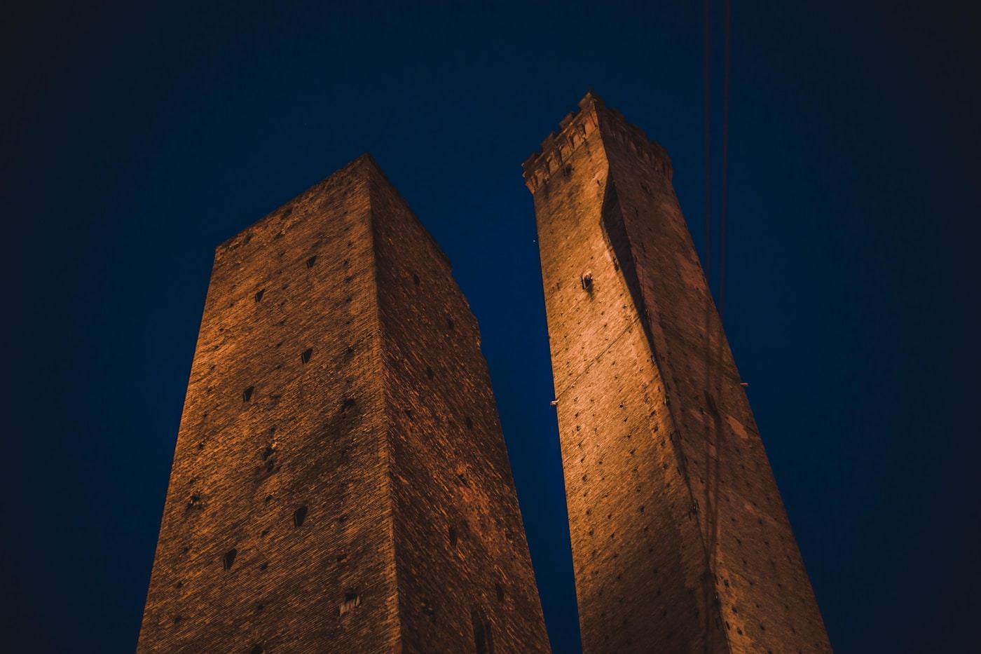 Torre degli Asinelli, Bologna